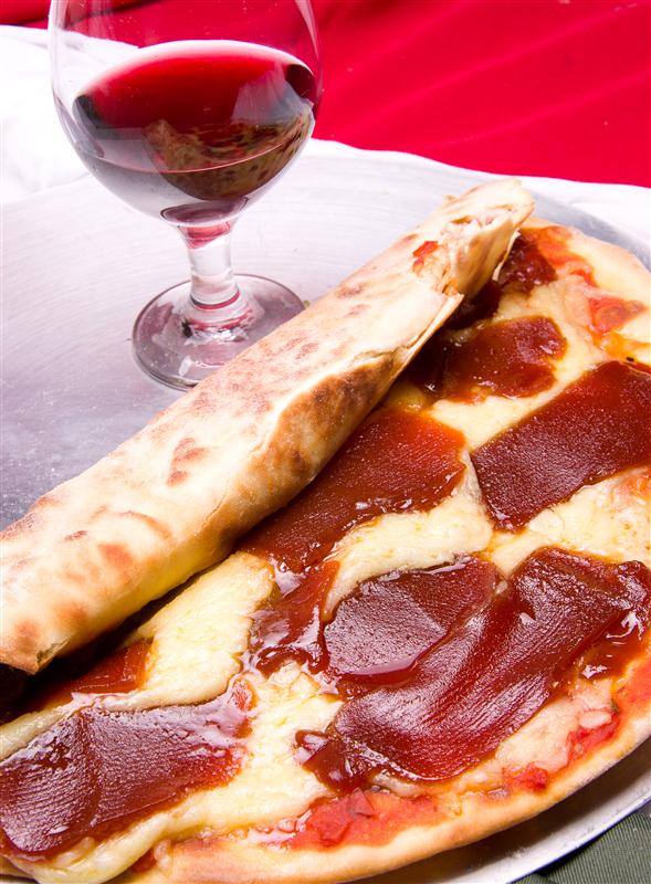 Pizza enrolada Romeu e Julieta