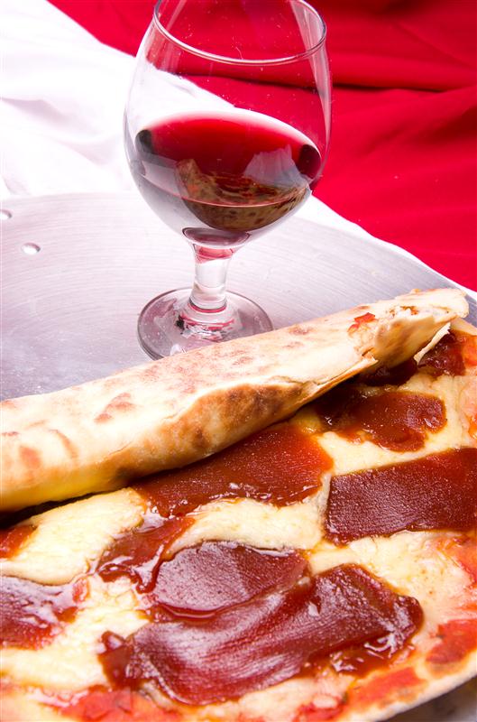 Pizza enrolada Romeu e Julieta - Image 2